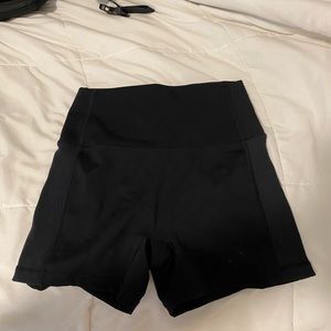 Aerie black biker shorts size M.